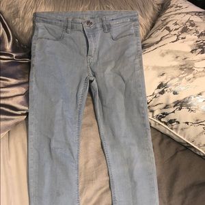 Light washed skinny jeans